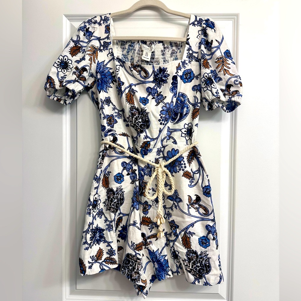 NWT Rachel Zoe Linen Romper. Size 6